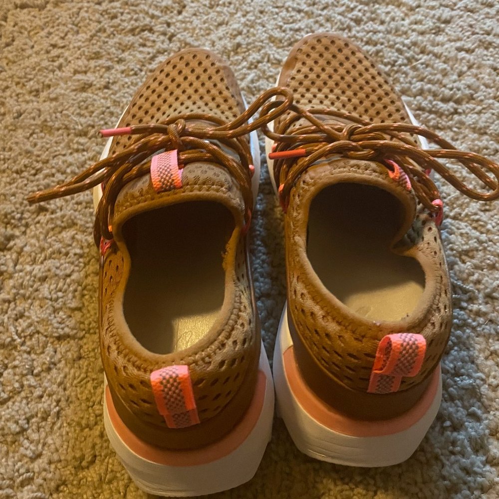 Sorel Kinetic Impact Lace